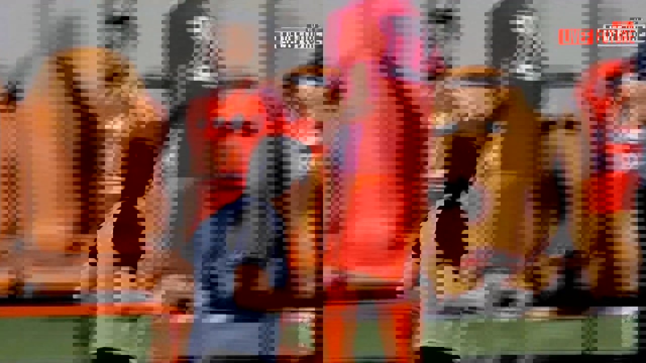 1762358