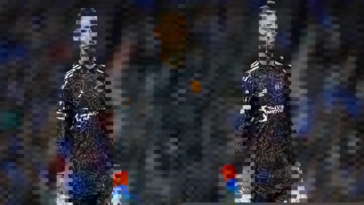 1762435
