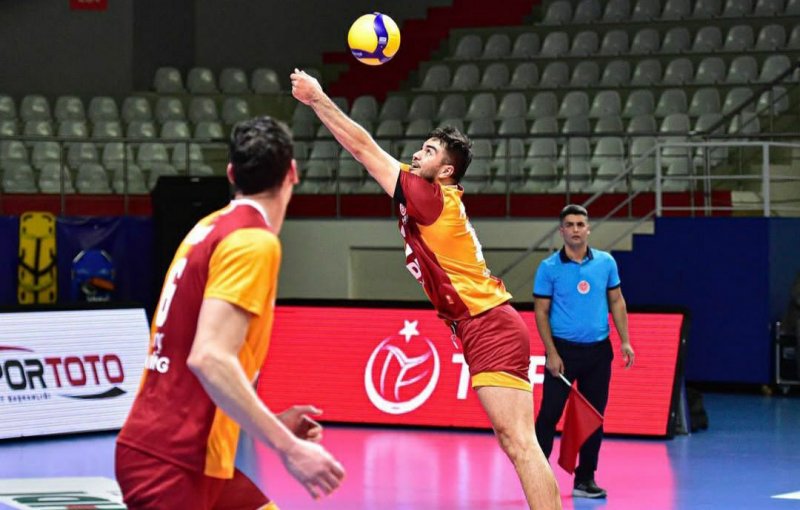 یک والیبالیست ایرانی دیگر در ترکیه تغییر تیم داد