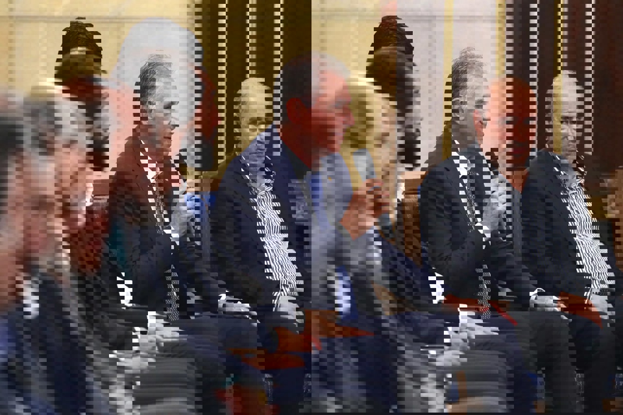 1763164