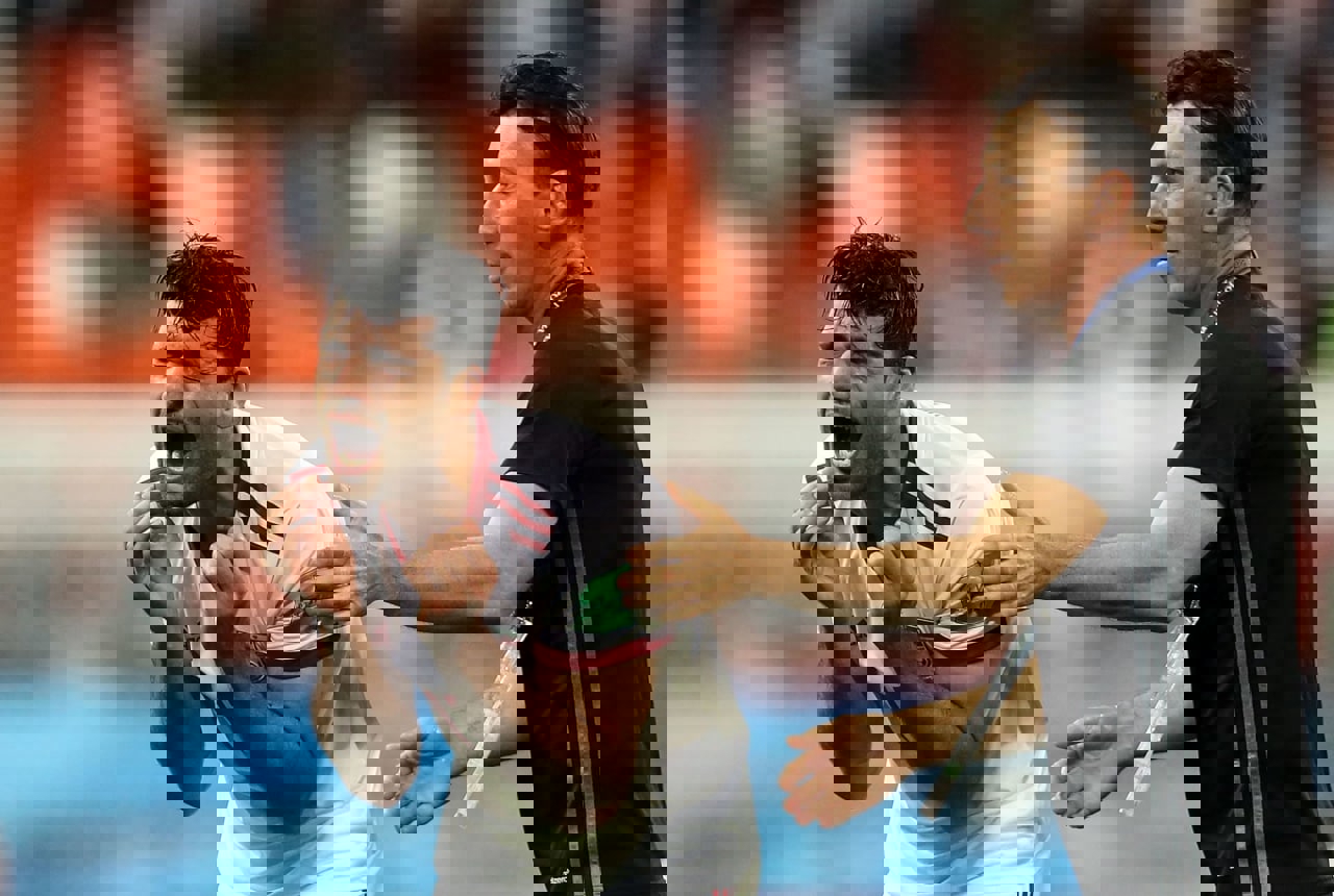 1763462