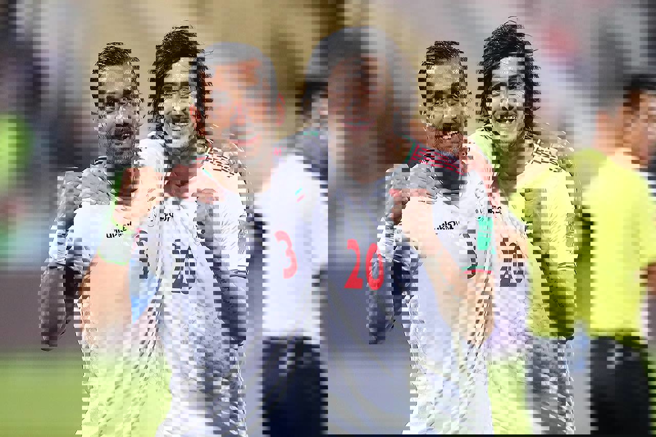 1763874