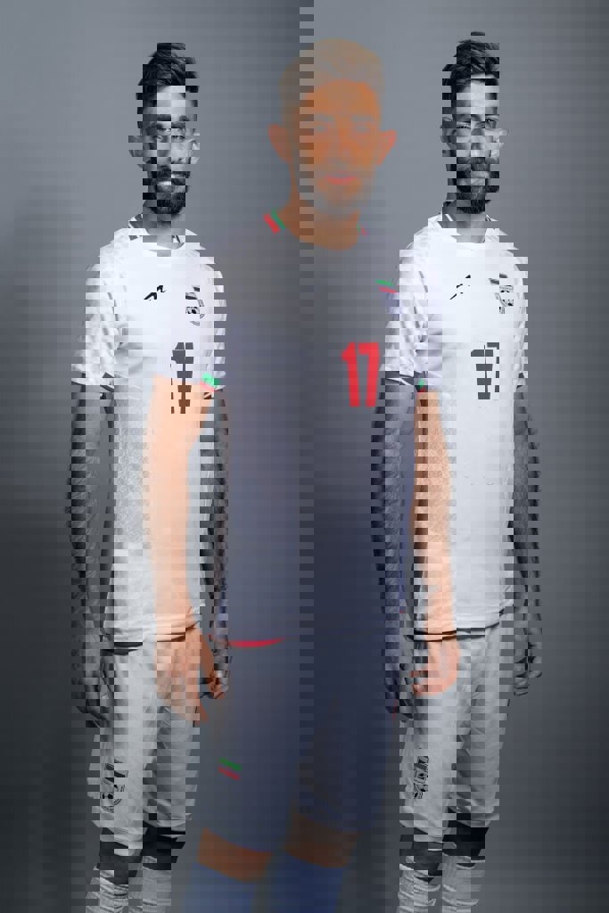 1763977
