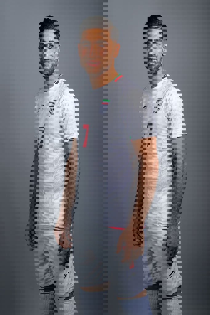 1763984