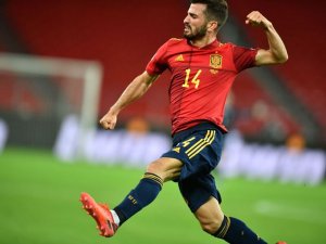 مدافع اسپانیا 2 بازی اول جام جهانی را از دست داد