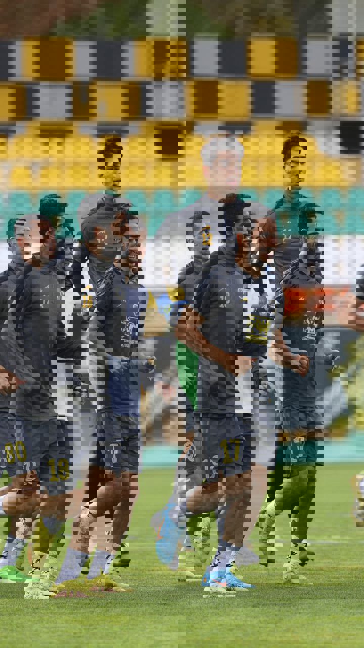 1764599