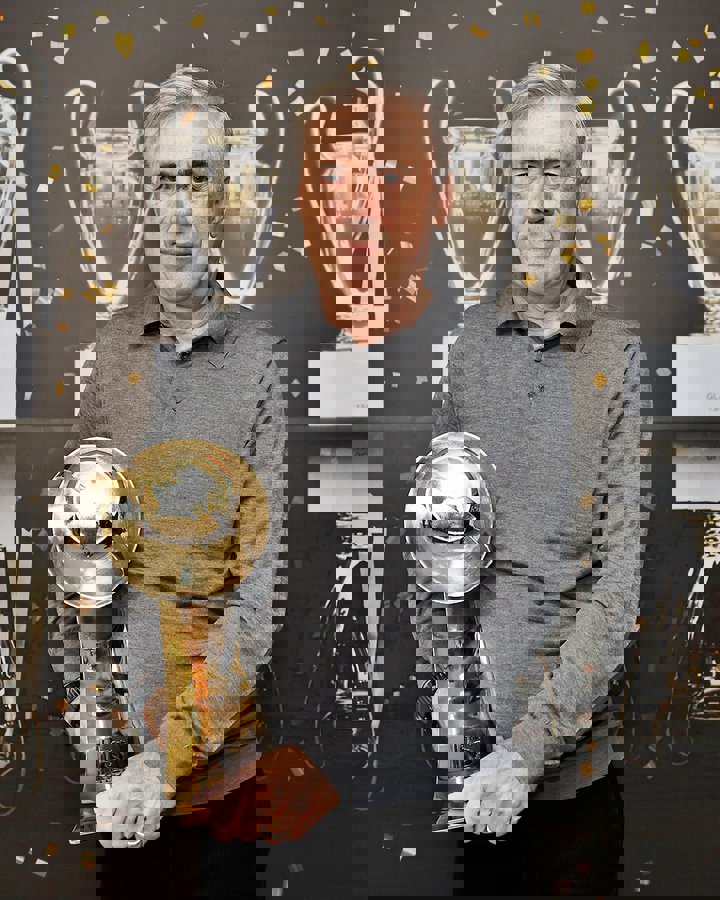 1764676