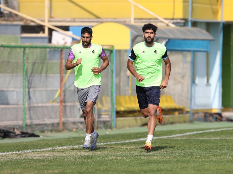 بازگشت مدافع ملیپوش به تمرینات پیکان(عکس)