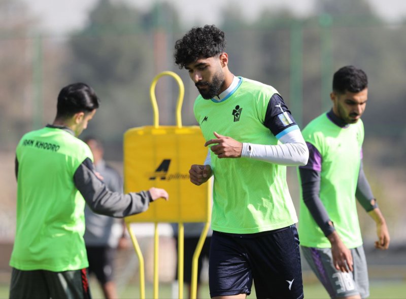 مدافع بدشانس به پرسپولیس و سپاهان میرسد