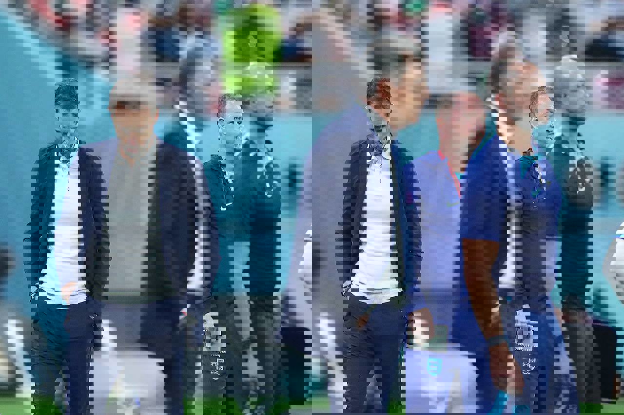 1767527