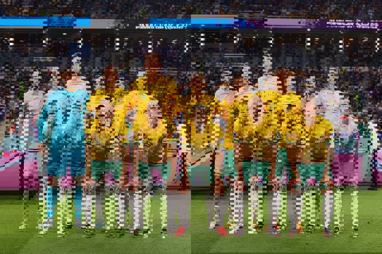 1767899