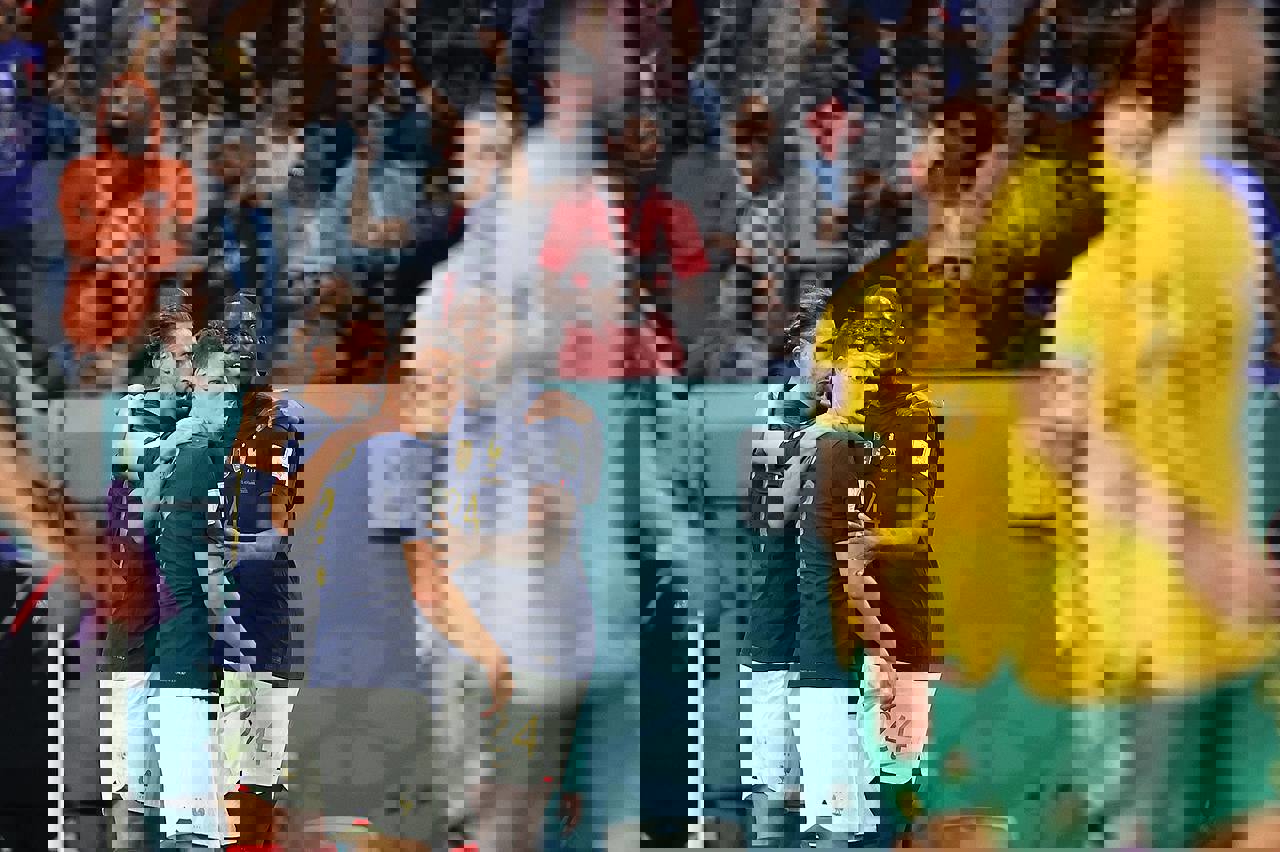 1768033