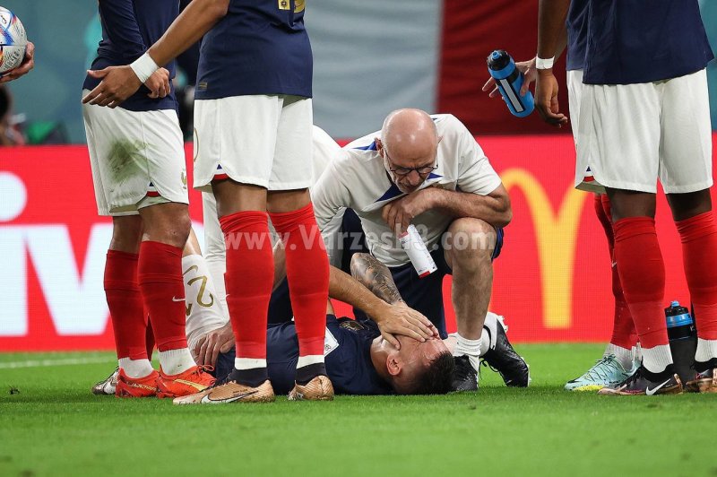 تعویض خانوادگی در جام جهانی(عکس)