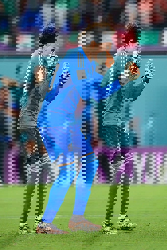 1768097