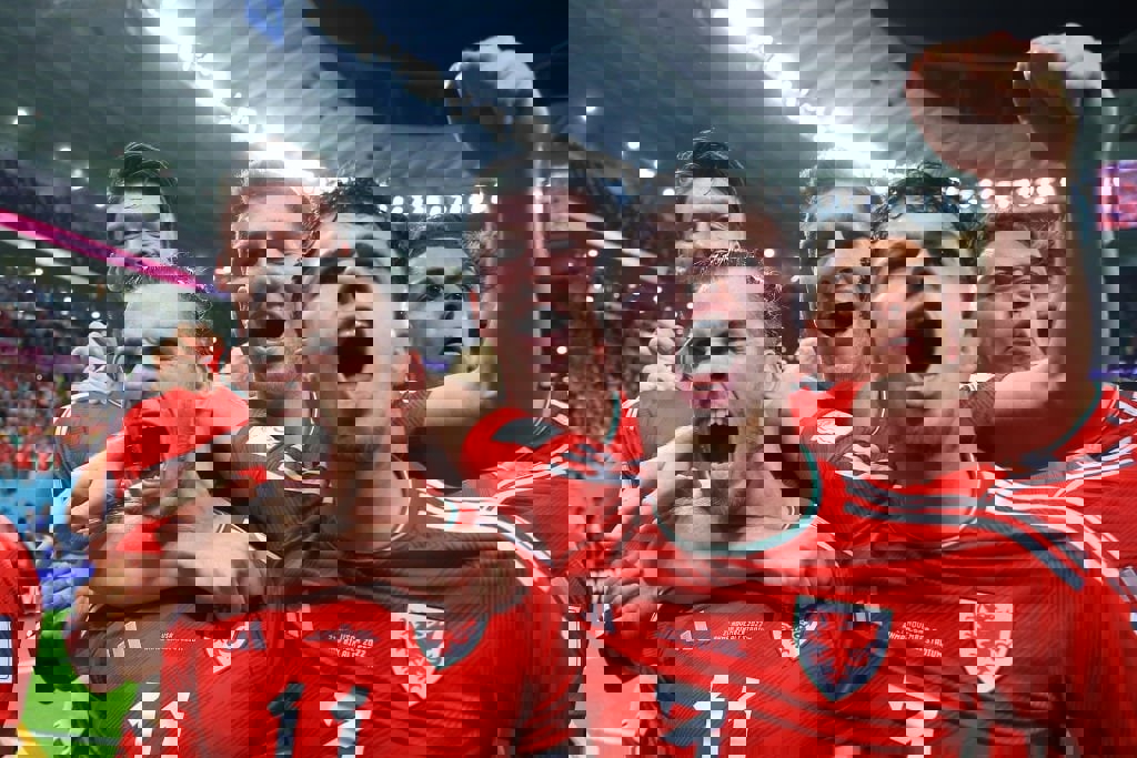 1768541