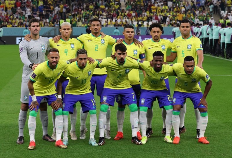 برزیل با این ترکیب به سوی نیمه‌نهایی جام جهانی