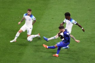 انگلیس 0 - 0 آمریکا، ضد پرس قاتل بارهالتر در برابر سه شیرها