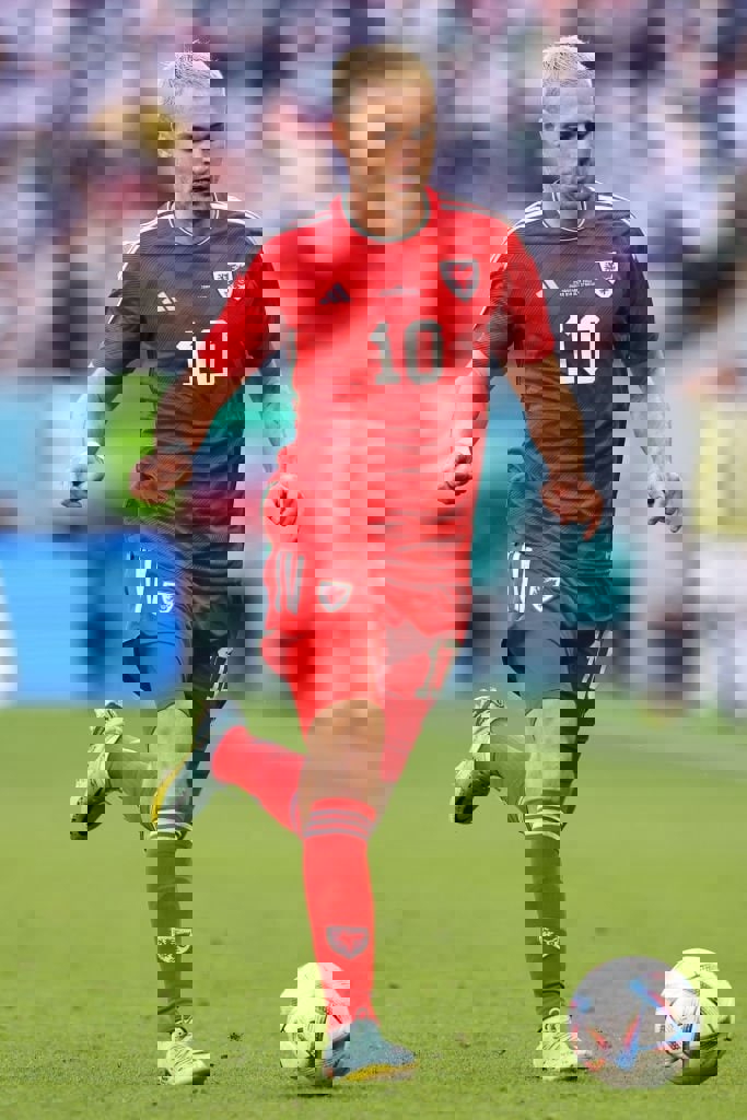 1769643