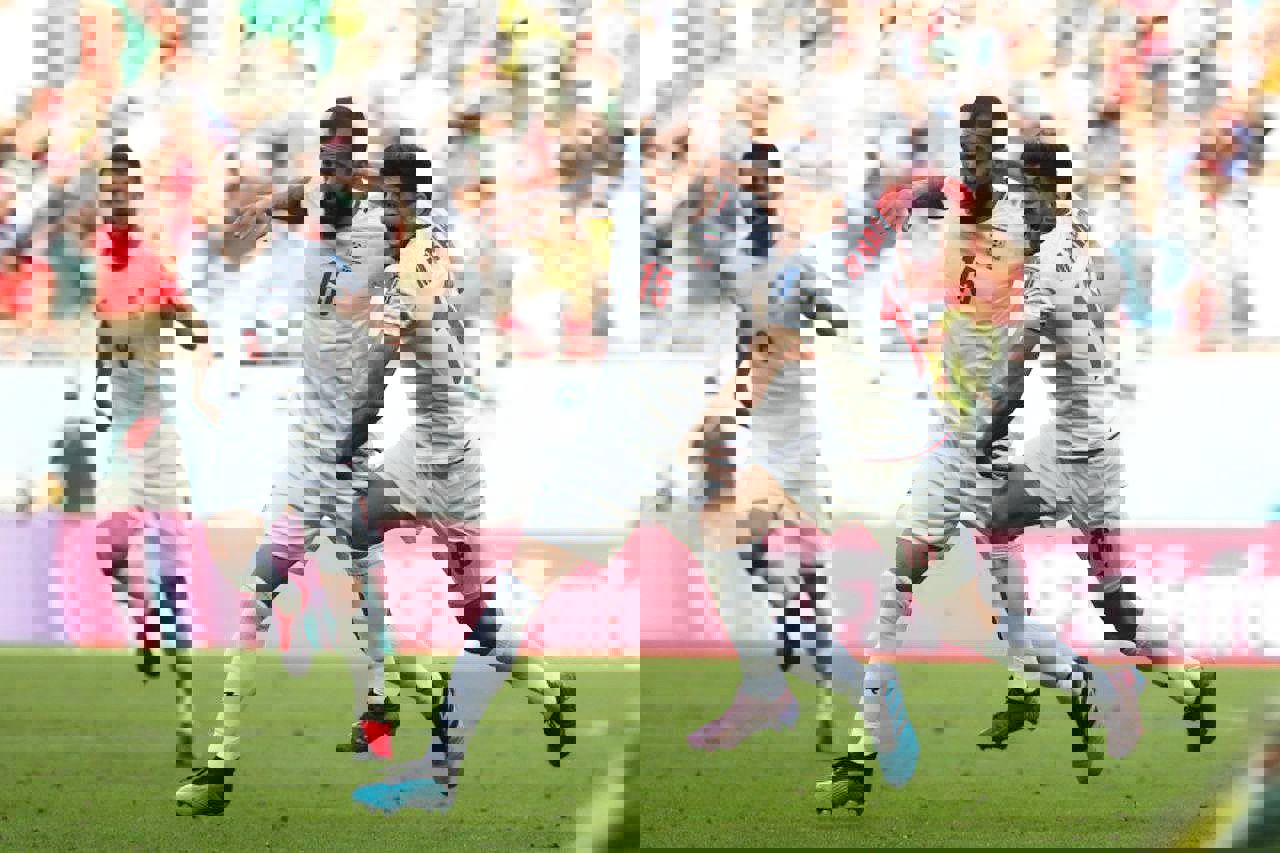 1769579