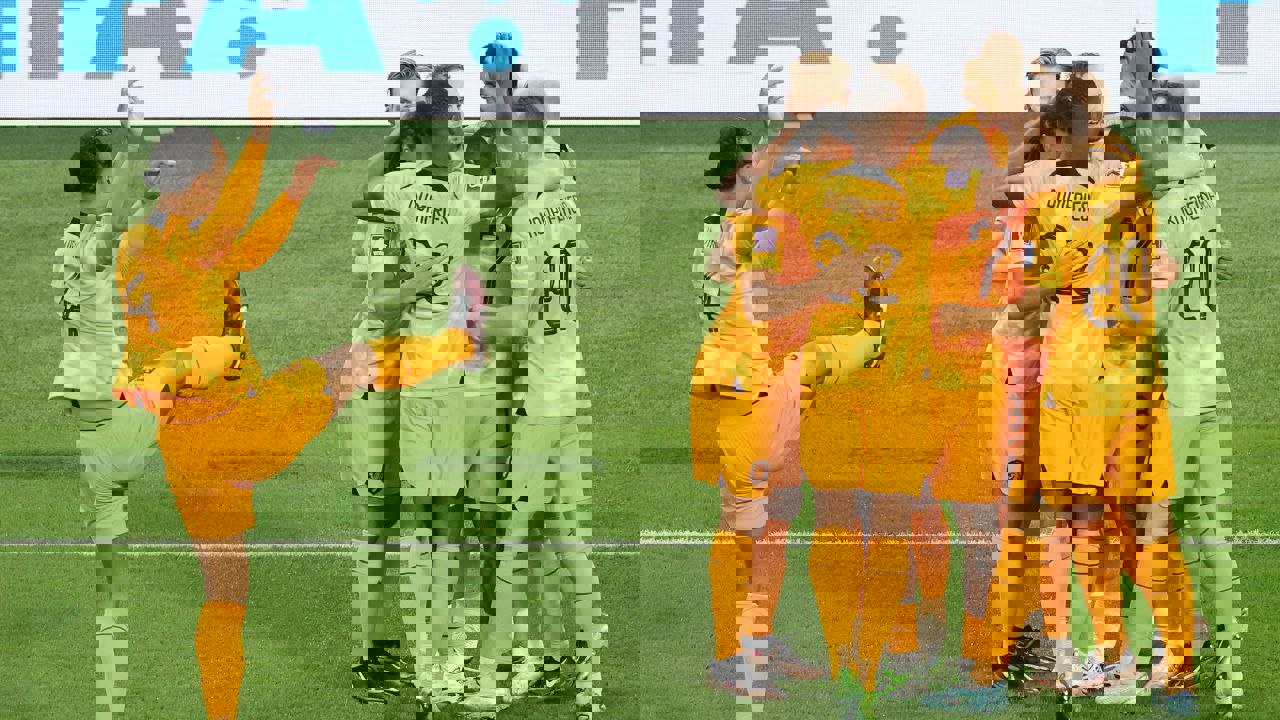 1769596