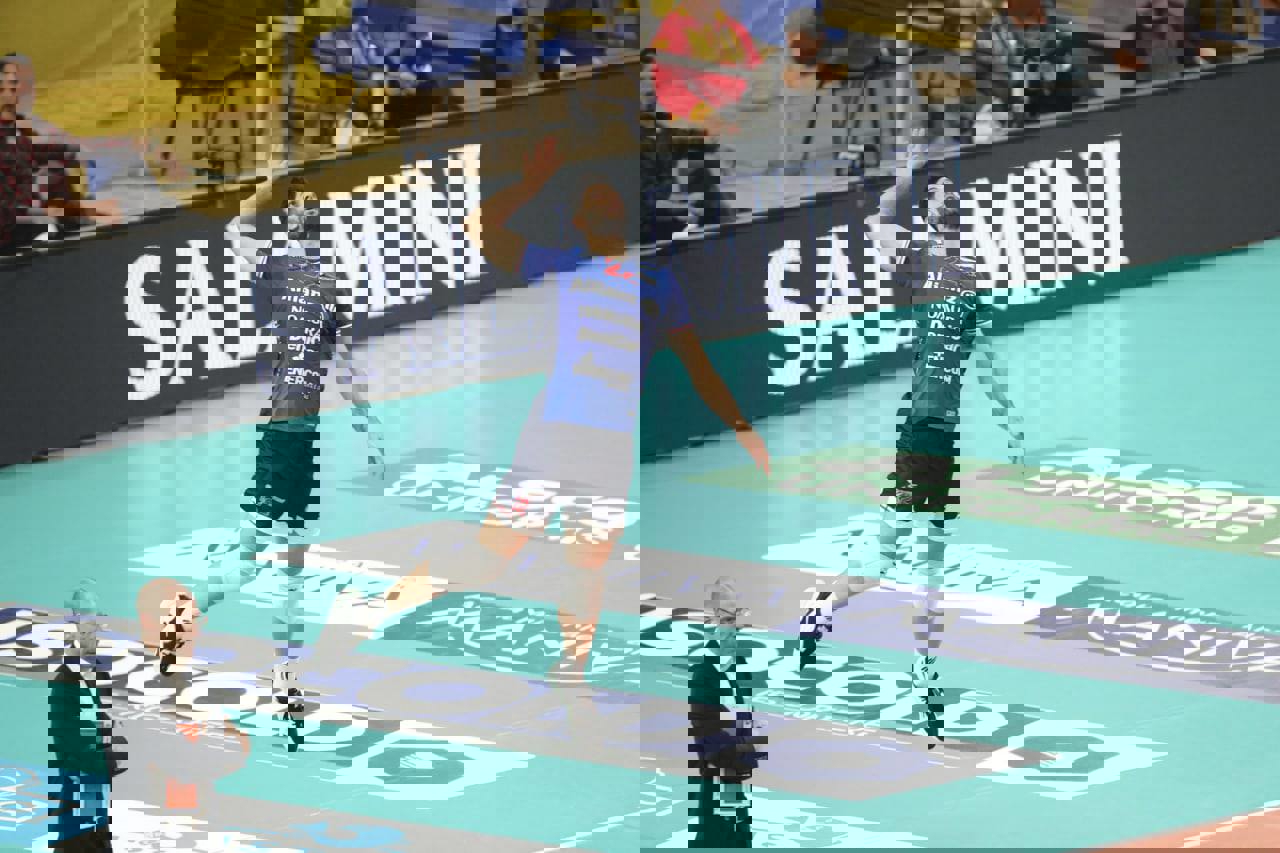 1770866