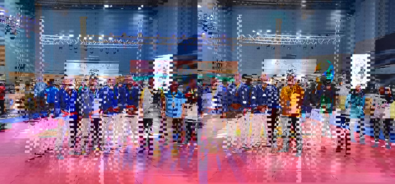 1771308