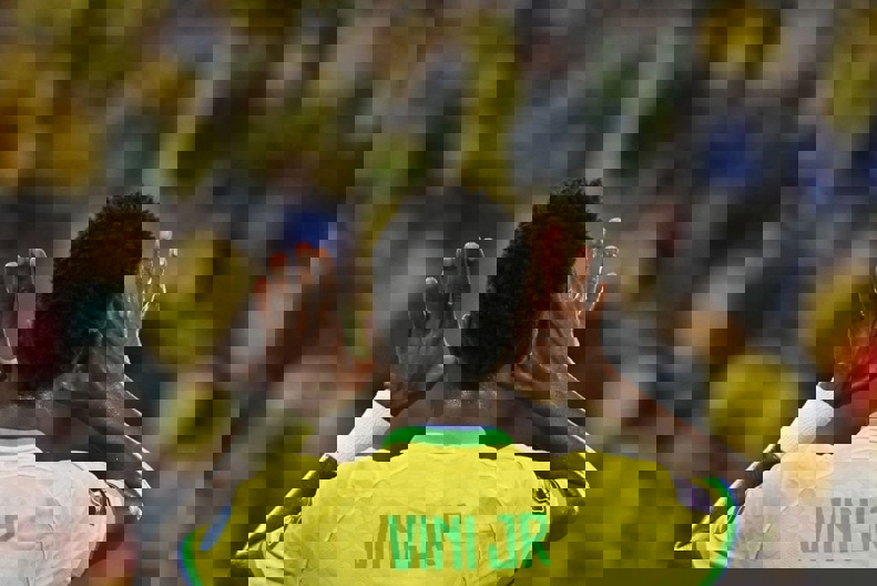 1771575