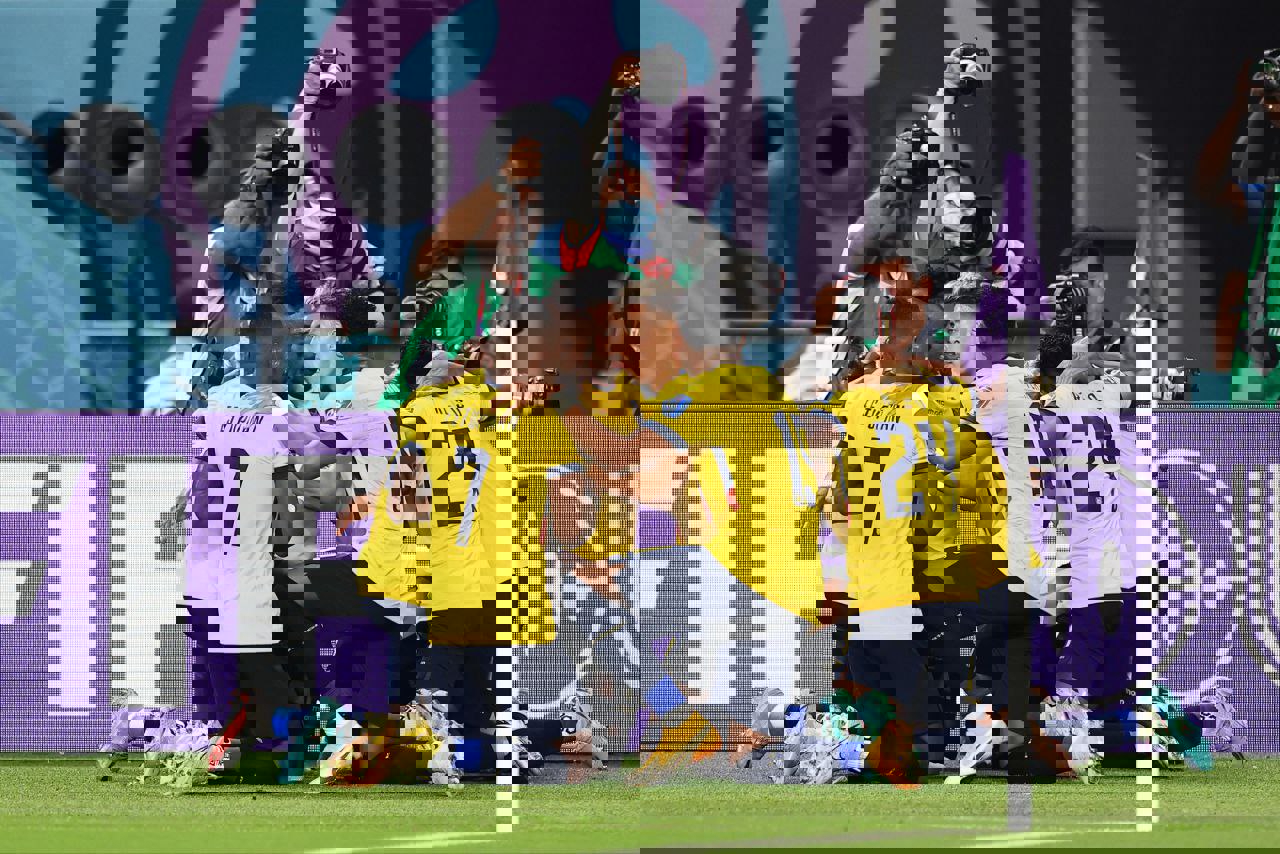 1772153