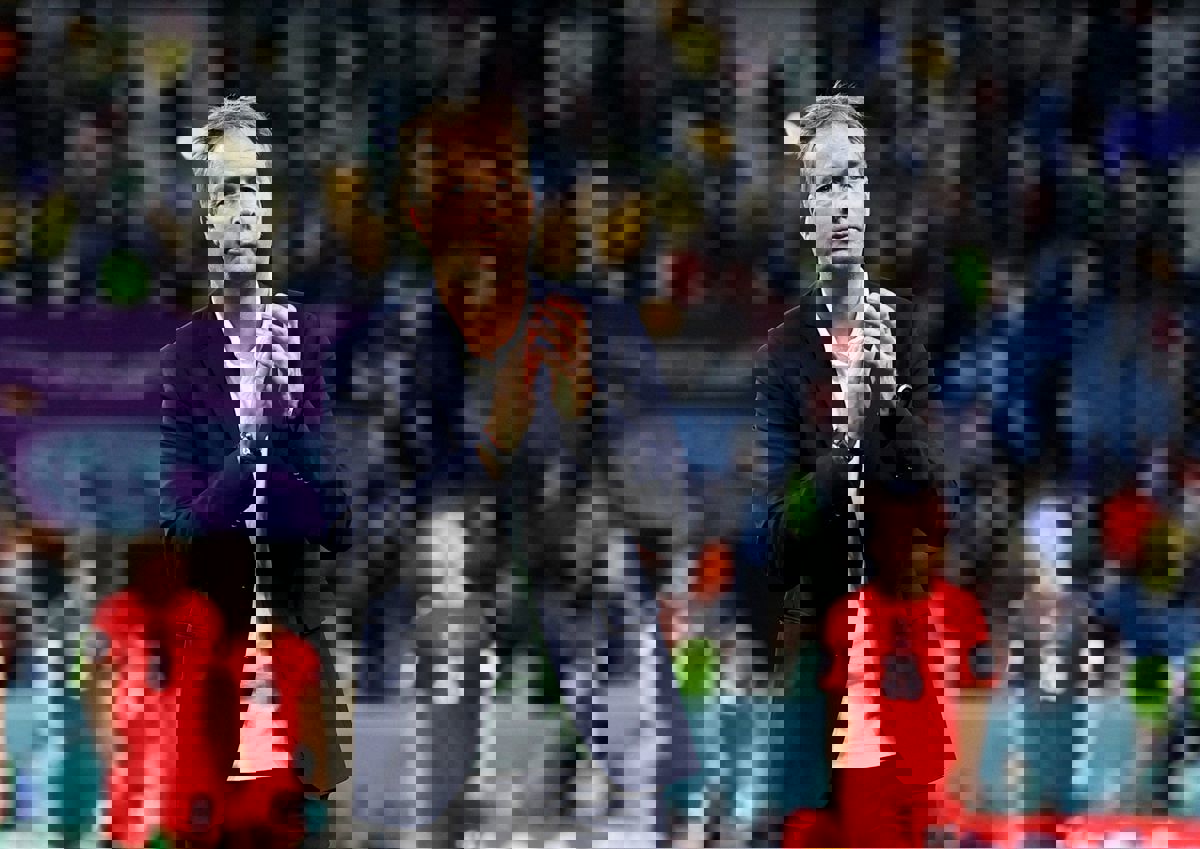 1772904