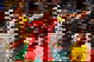 گزارش زنده، استرالیا 0 - دانمارک 0