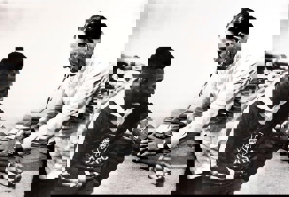 وضعیت اضطراری: پله دوباره بستری شد