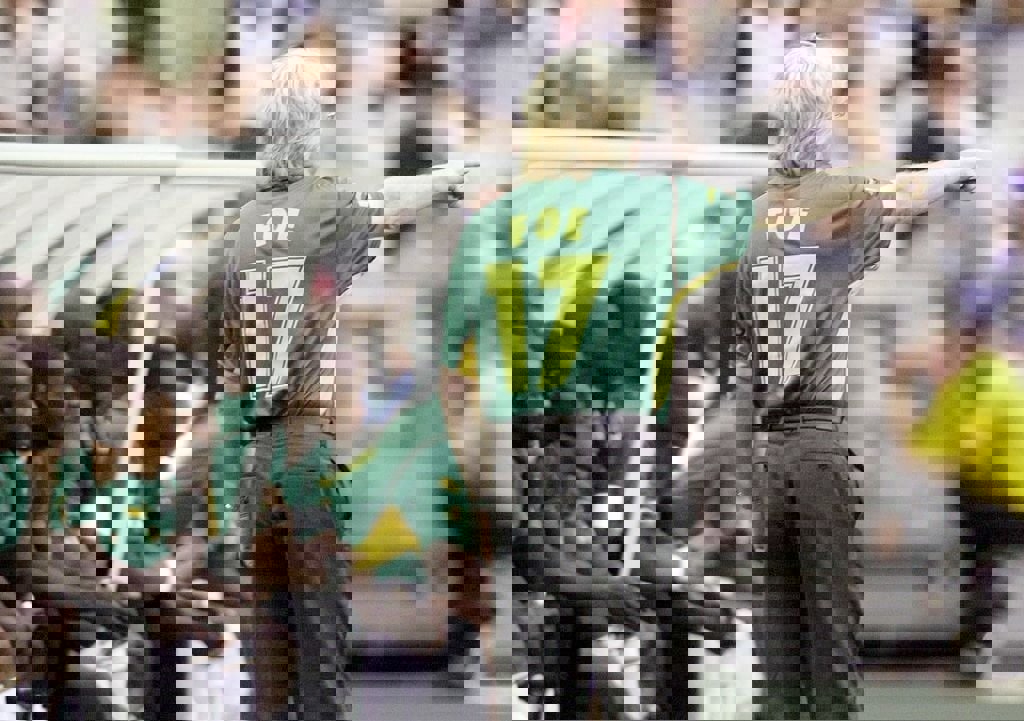 1774537