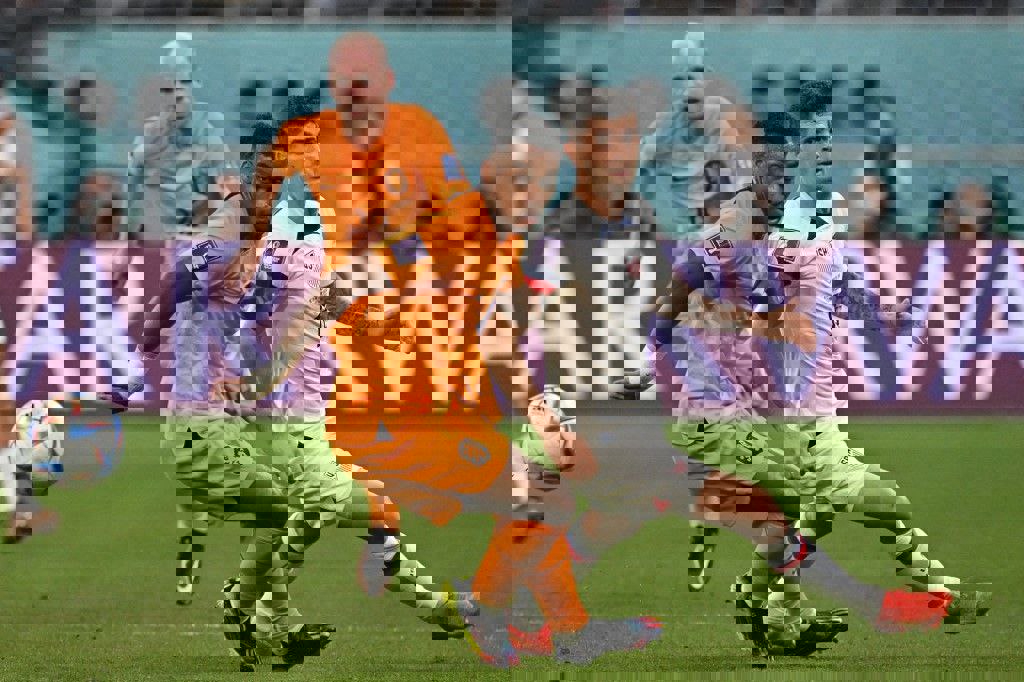 1774590