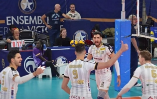 لژیونرها؛/ سریال ناکامی یاران معنوی نژاد ادامه دارد