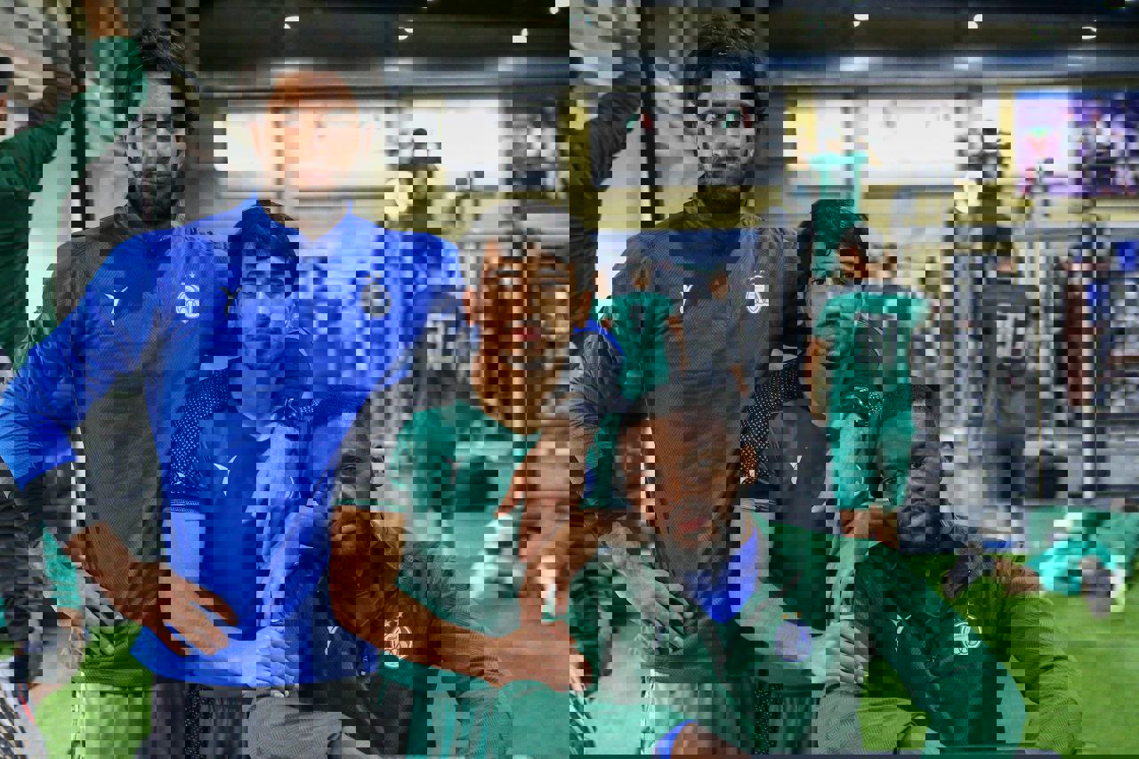 1775121