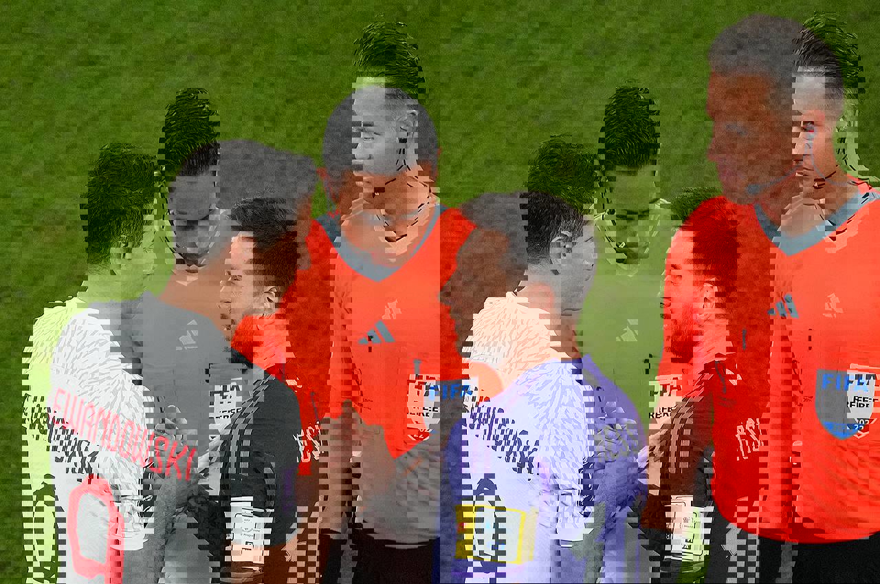 1775159