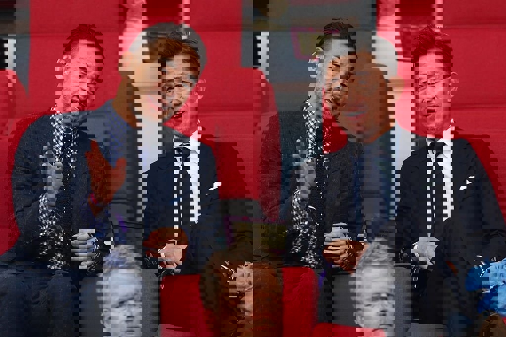 1775559