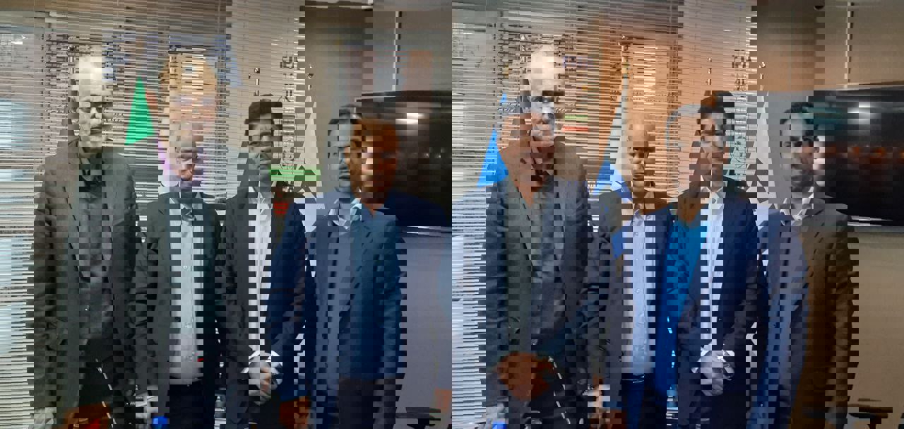 1776338