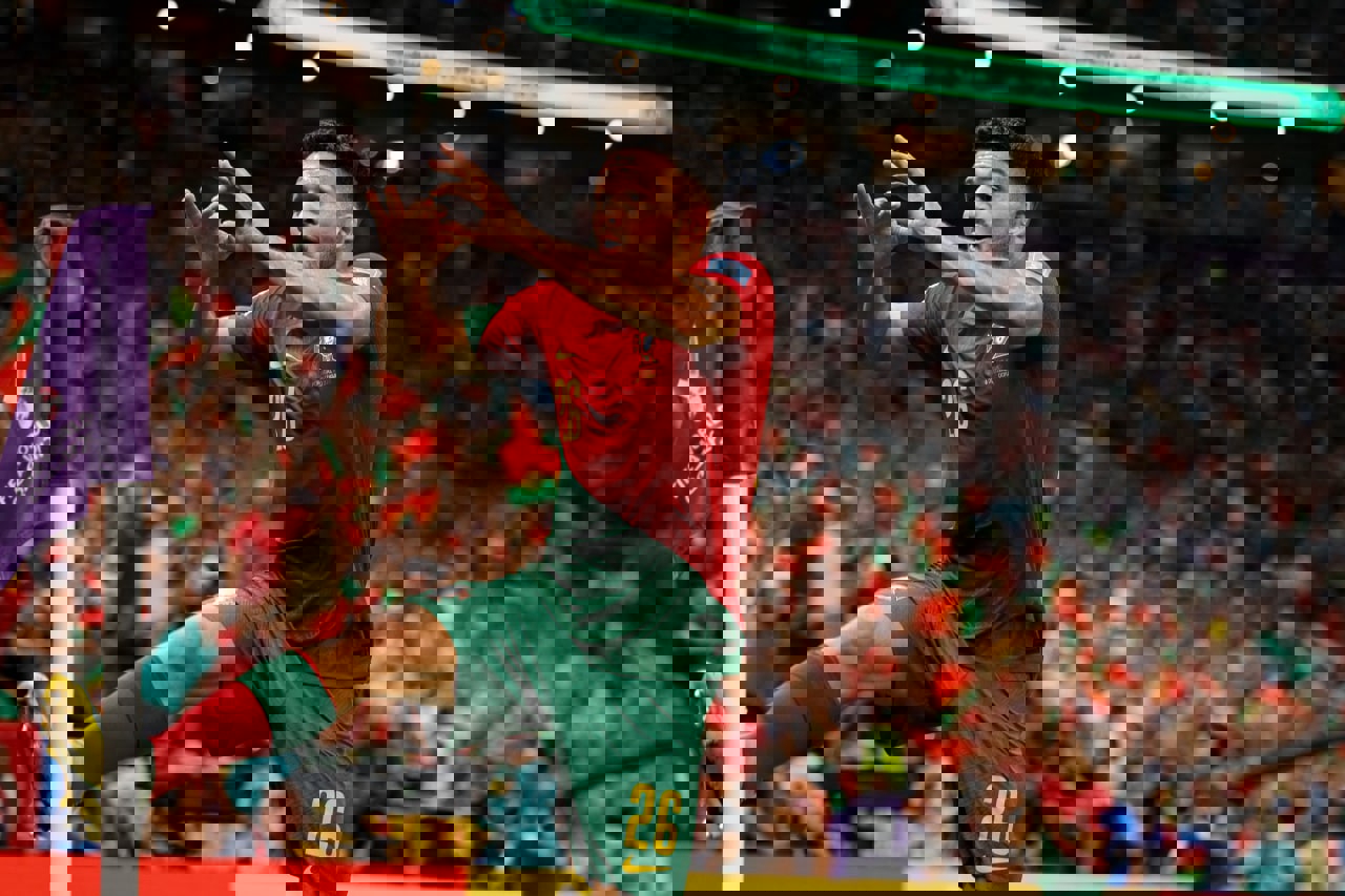 1776653