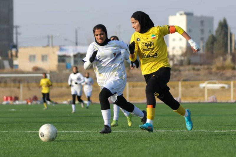 صعود دو تیم تهرانی به لیگ برتر فوتبال زنان 