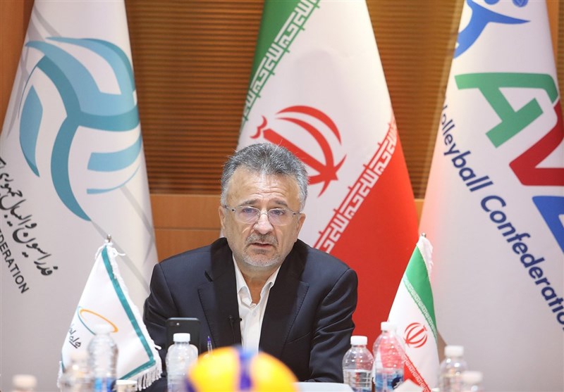 اجازه نمیدهیم رفتار غلط بازیکن یا مربی عادت شود