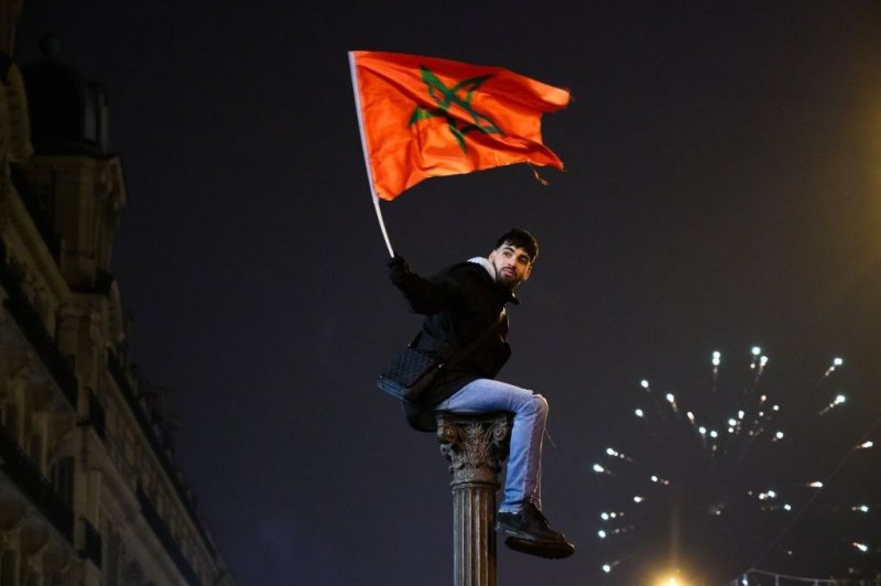 مراکشی‌ها برای بلیت بازی فرانسه صف بستند