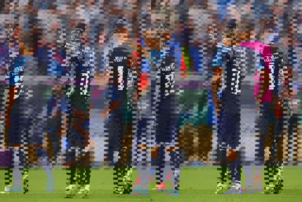 1779976