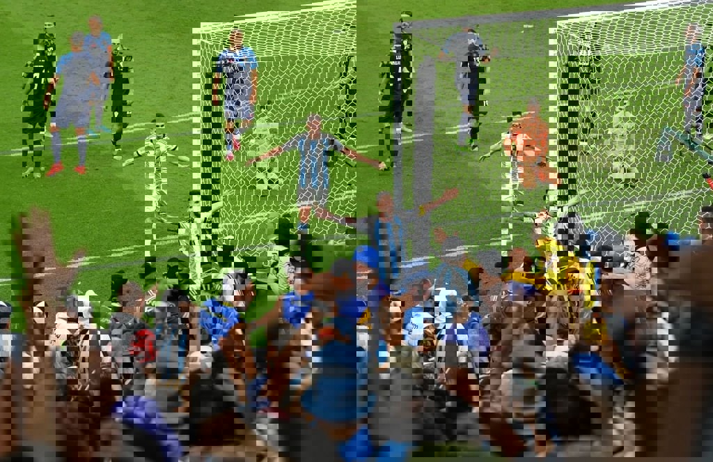 1779992