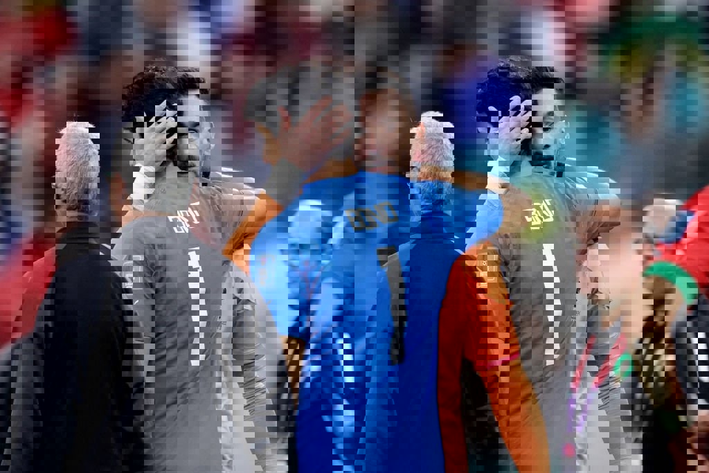 1780494