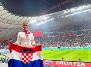 خانم رئیس جمهور برای کرواسی آواز خواند
