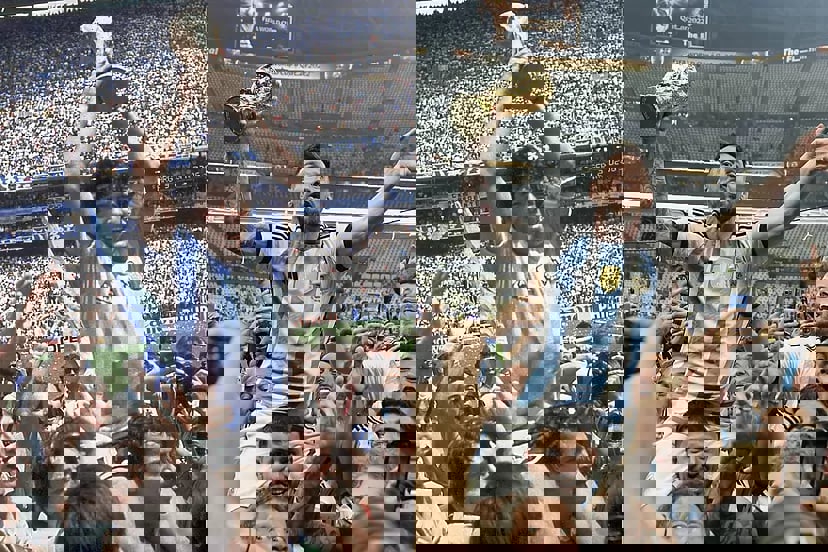 1782976