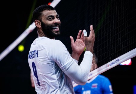 این ستاره خوانندگی را بیشتر از والیبال دوست دارد!