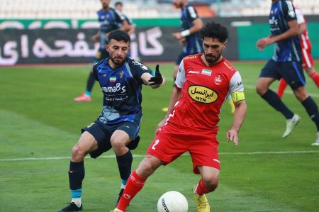 پرسپولیس۰ - پیکان ۰، نبود مهاجم تمام کننده حس شد