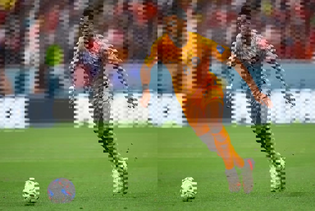 1785370